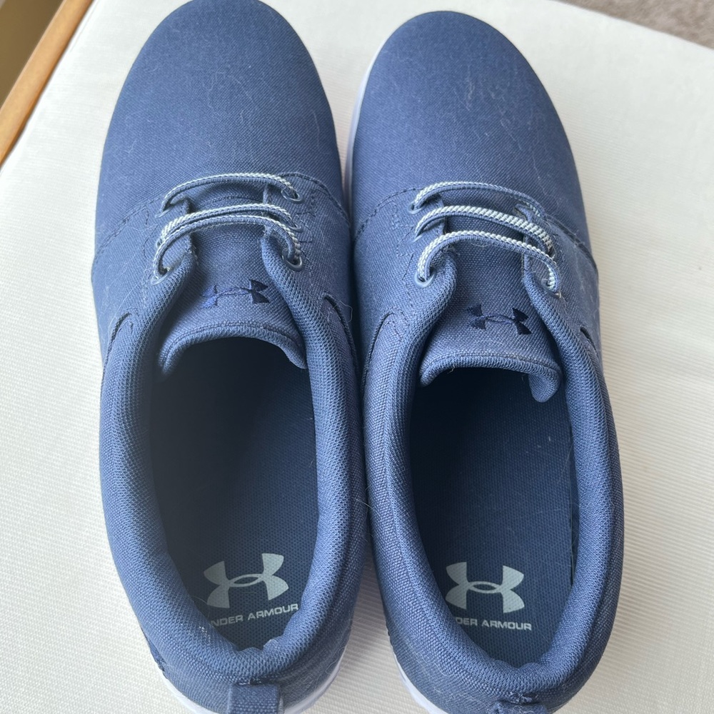 NWOT, Under Armour mens shoes, size 9